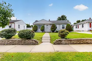 6829 W Arthur Ave, West Allis, WI 53219 - Photo 27