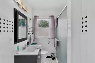 6829 W Arthur Ave, West Allis, WI 53219 - Photo 17
