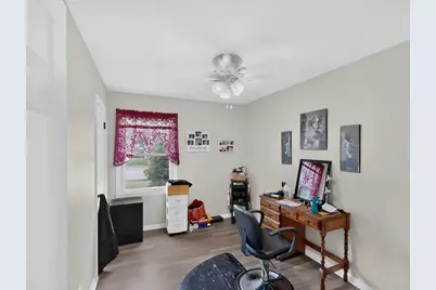 6829 W Arthur Ave, West Allis, WI 53219 - Photo 9