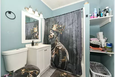 5233 N 38th St, Milwaukee, WI 53209 - Photo 9