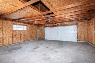 1022 Goold St, Racine, WI 53402 - Photo 13