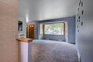 1429 Empire Ct, Waukesha, WI 53186 - Photo 5