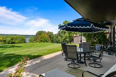 82  Red Chimney Rd #82-07, Geneva, WI 53147 - Photo 19