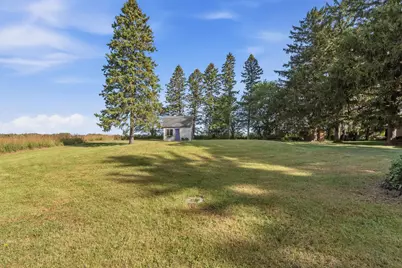 N132W17882  Rockfield Rd, Germantown, WI 53022 - Photo 7