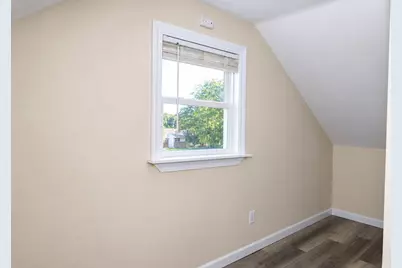 2751 S 64th St, Milwaukee, WI 53219 - Photo 11