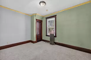 2040 S 28th St, Milwaukee, WI 53215 - Photo 9