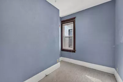 2040 S 28th St #2042, Milwaukee, WI 53215 - Photo 11