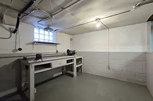 627 E Russell Ave, Milwaukee, WI 53207 - Photo 35