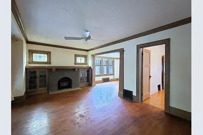 627 E Russell Ave, Milwaukee, WI 53207 - Photo 5