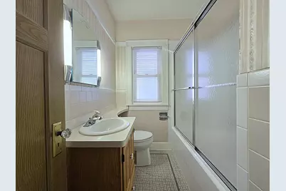 627 E Russell Ave, Milwaukee, WI 53207 - Photo 27