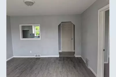 4323 W Fairmount Ave #4323A, Milwaukee, WI 53218 - Photo 3