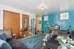 5323 N 27th St, Milwaukee, WI 53209 - Photo 5