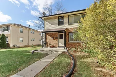 5323 N 27th St #5325, Milwaukee, WI 53209 - Photo 3