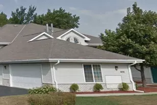 6205 S Creekside Dr, Cudahy, WI 53110 - Photo 1