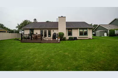 4106 W Southwood Dr, Franklin, WI 53132 - Photo 47