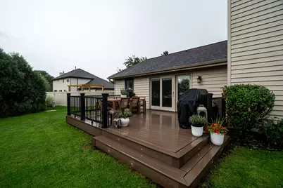 4106 W Southwood Dr, Franklin, WI 53132 - Photo 45