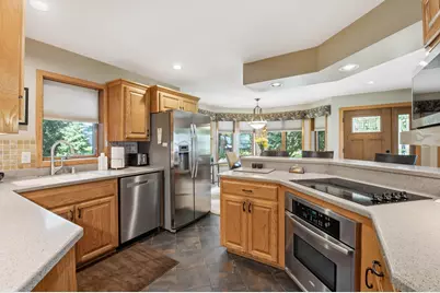 W277N2866  Oak St, Pewaukee, WI 53072 - Photo 11