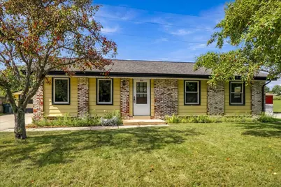 313  Mayfair Dr, Saukville, WI 53080 - Photo 1