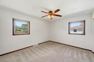 313 Mayfair Dr, Saukville, WI 53080 - Photo 13