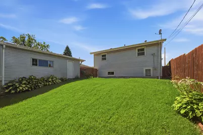 1315  Owen St, Racine, WI 53404 - Photo 19