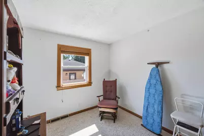 1315  Owen St, Racine, WI 53404 - Photo 13