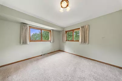 181  Highview Dr, Cedarburg, WI 53012 - Photo 25