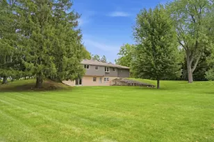 181 Highview Dr, Cedarburg, WI 53012 - Photo 53