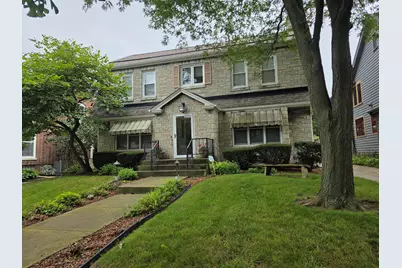 3424 N Summit Ave, Milwaukee, WI 53211 - Photo 1