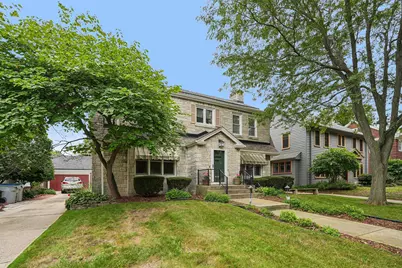 3424 N Summit Ave, Milwaukee, WI 53211 - Photo 11