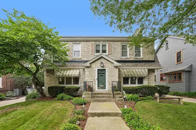 3424 N Summit Ave, Milwaukee, WI 53211 - Photo 17