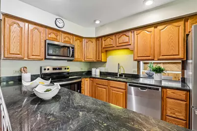 1555  Valley Ridge Dr, Brookfield, WI 53005 - Photo 11