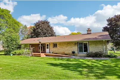 1555  Valley Ridge Dr, Brookfield, WI 53005 - Photo 53