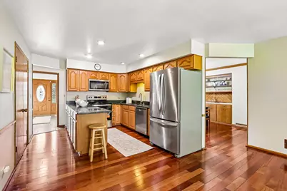 1555  Valley Ridge Dr, Brookfield, WI 53005 - Photo 13