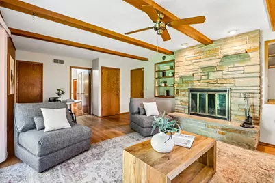 1555  Valley Ridge Dr, Brookfield, WI 53005 - Photo 25