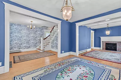2851 S Lenox St, Milwaukee, WI 53207 - Photo 7