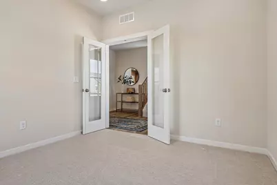 9901 N Migratory Ln, Mequon, WI 53097 - Photo 9