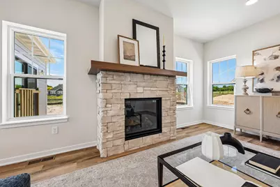 9901 N Migratory Ln, Mequon, WI 53097 - Photo 13