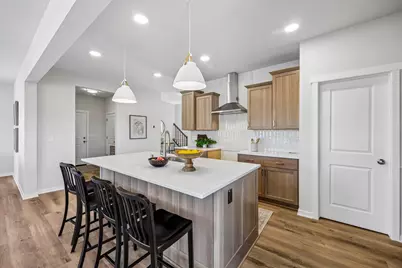 9901 N Migratory Ln, Mequon, WI 53097 - Photo 19