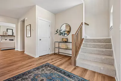 9901 N Migratory Ln, Mequon, WI 53097 - Photo 7