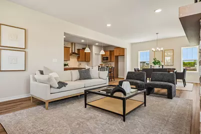 9901 N Migratory Ln, Mequon, WI 53097 - Photo 11