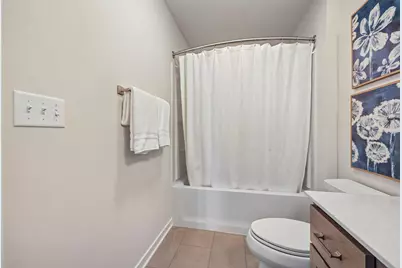 9901 N Migratory Ln, Mequon, WI 53097 - Photo 39