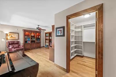 S74W17692  Harbor Cir, Muskego, WI 53150 - Photo 11