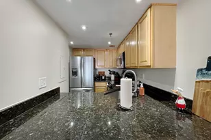 270 E Highland Ave, Milwaukee, WI 53202 - Photo 9