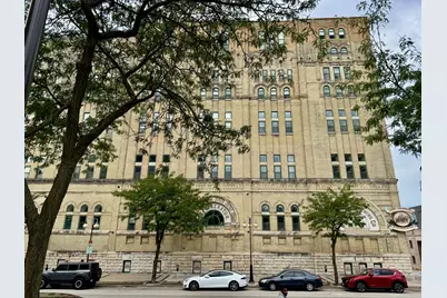 270 E Highland Ave #1042, Milwaukee, WI 53202 - Photo 37
