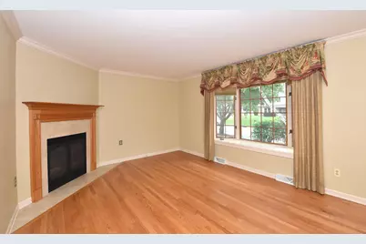 1855  Haymarket Rd, Waukesha, WI 53186 - Photo 7