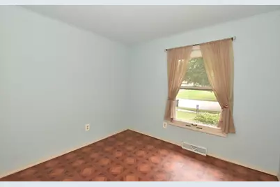 1855  Haymarket Rd, Waukesha, WI 53186 - Photo 21