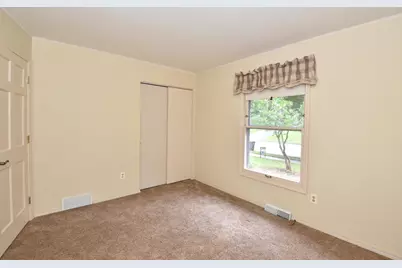 1855  Haymarket Rd, Waukesha, WI 53186 - Photo 19