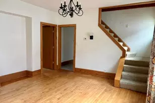 8860 S 5th Ave, Oak Creek, WI 53154 - Photo 7