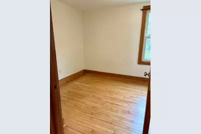8860 S 5th Ave, Oak Creek, WI 53154 - Photo 27