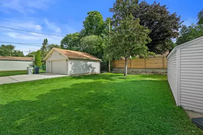 3362 N 97th St, Milwaukee, WI 53222 - Photo 25